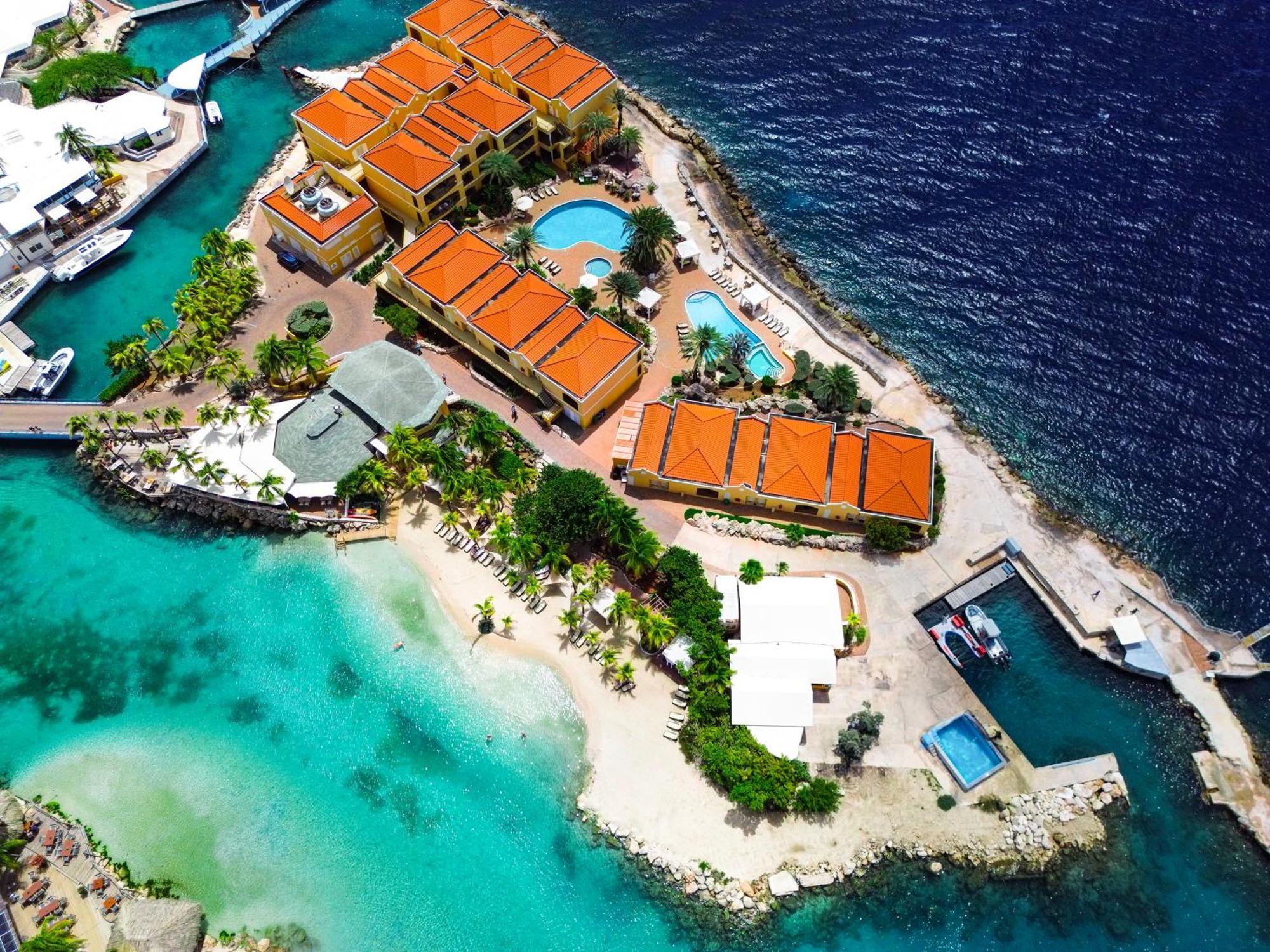 The Royal Sea Aquarium Resort Willemstad Exterior foto