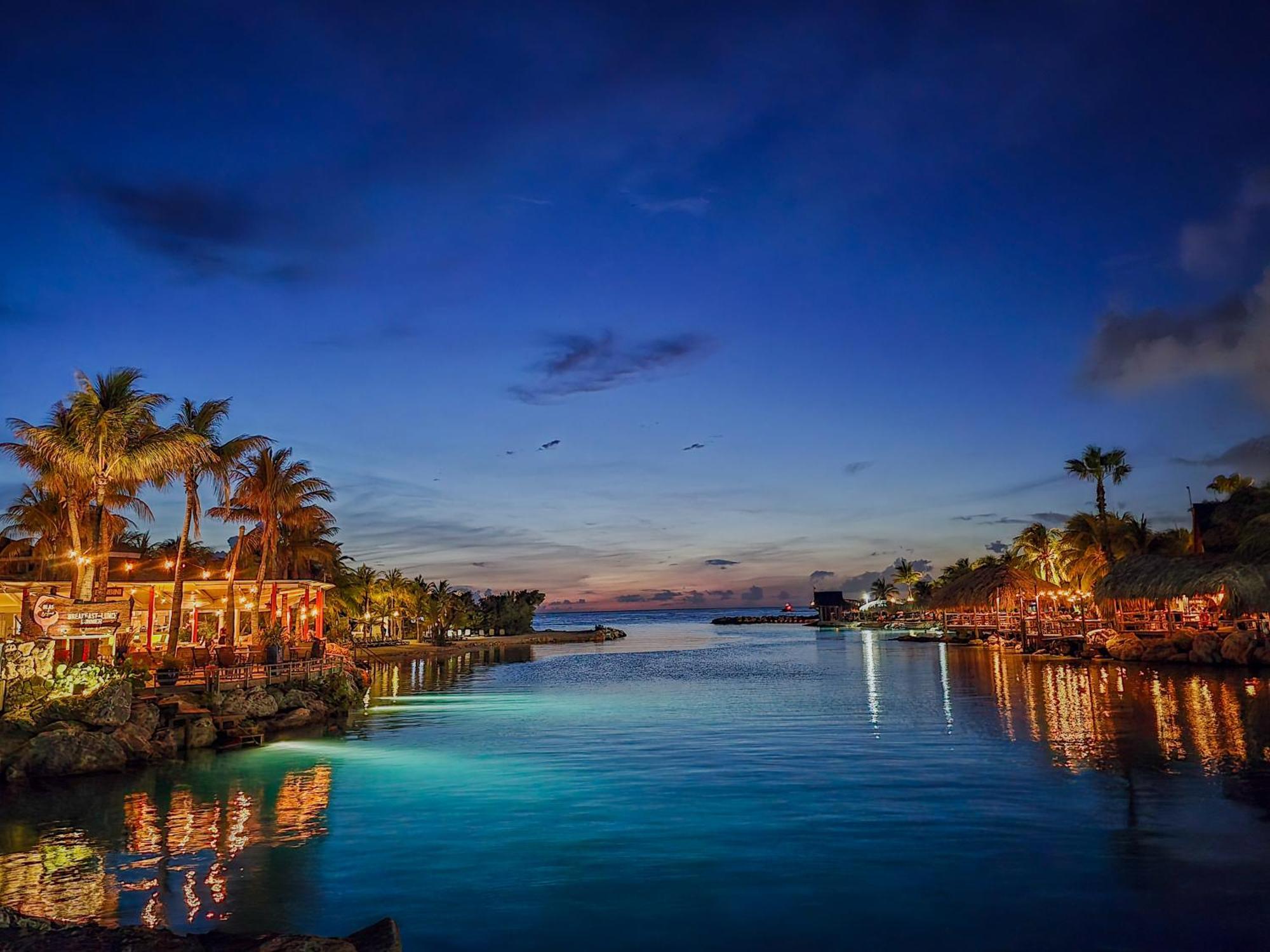 The Royal Sea Aquarium Resort Willemstad Exterior foto