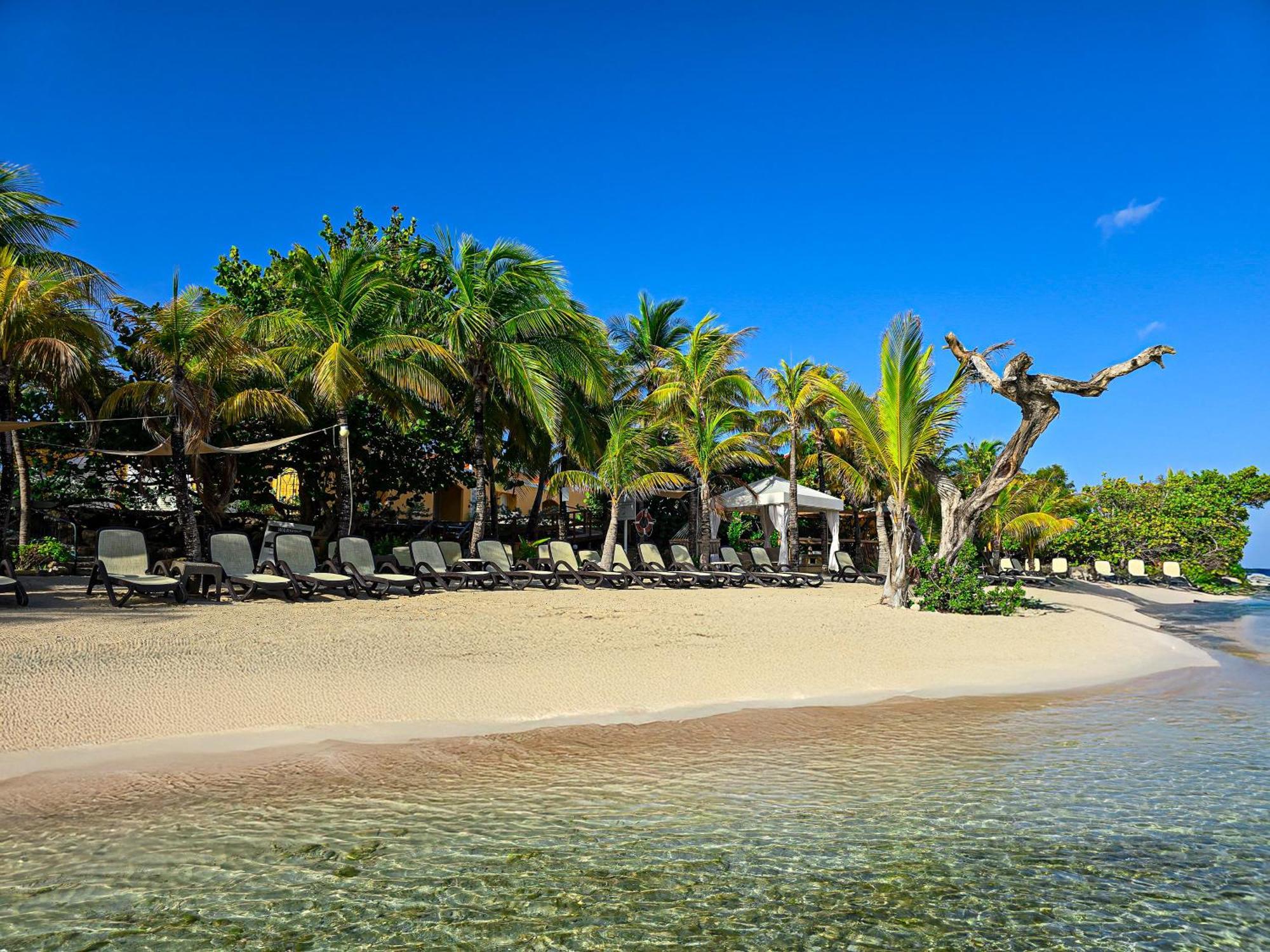 The Royal Sea Aquarium Resort Willemstad Exterior foto