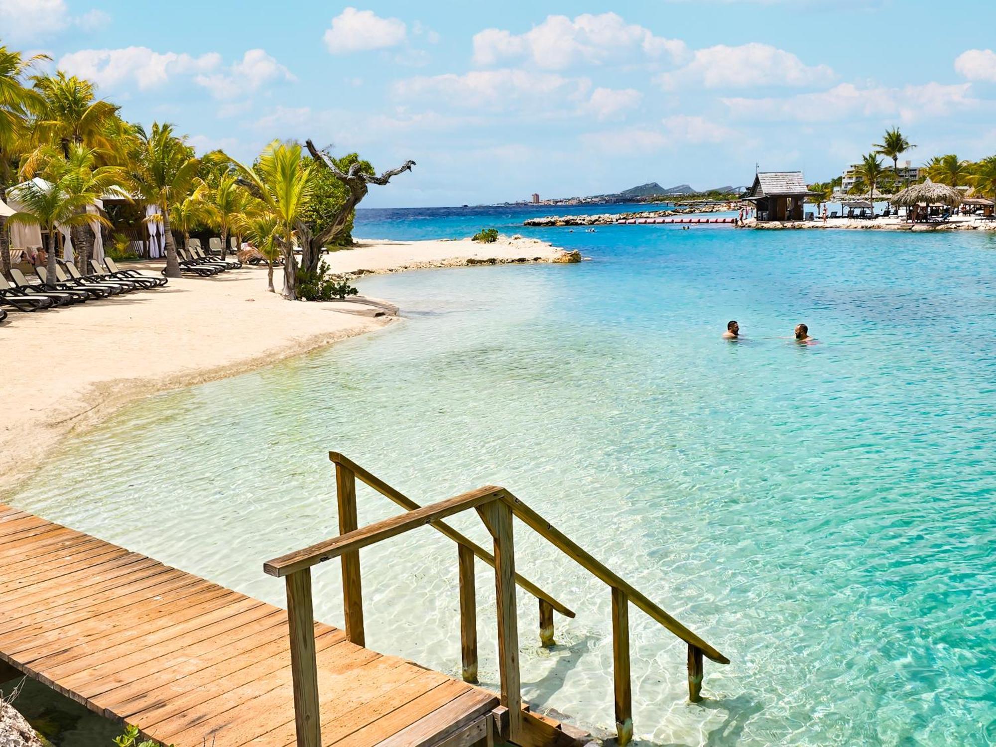 The Royal Sea Aquarium Resort Willemstad Exterior foto